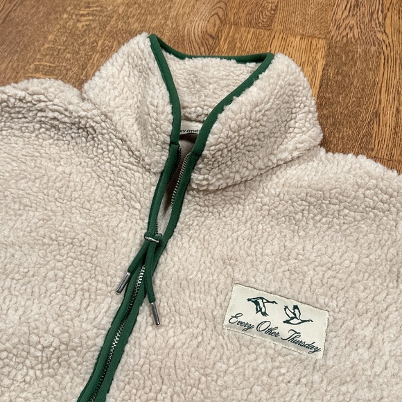 Sold - Picture 2 of 11